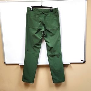 Lululemon ABC Pant, Size 36, Green